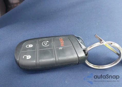 2022 Jeep Compass Limited 4X4 from USA, damaged, VIN 3C4NJDCB5NT130759